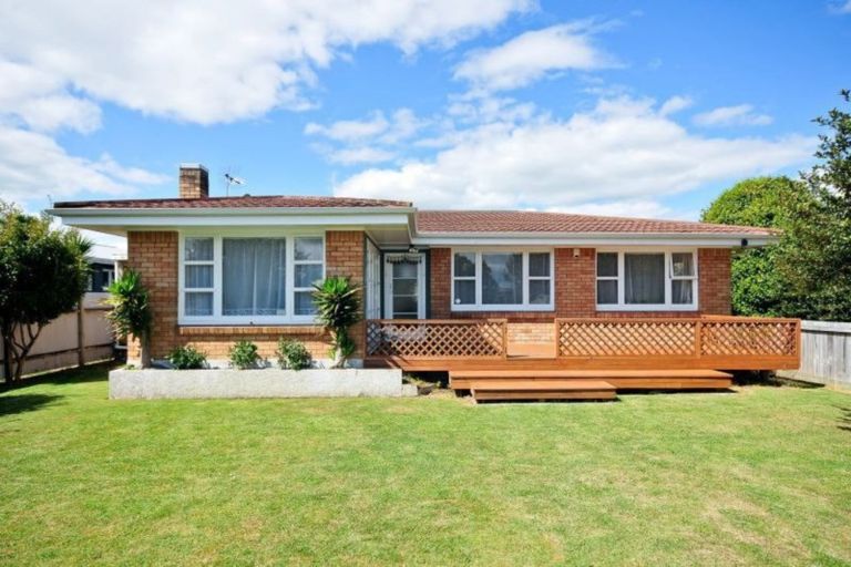 Photo of property in 14 Dover Road, St Andrews, Hamilton, 3200