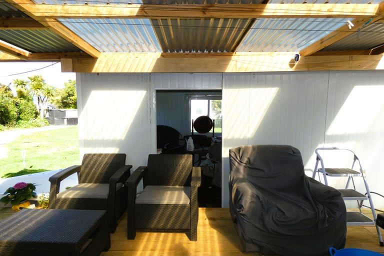 Photo of property in 9 Roebuck Street, Westport, 7825