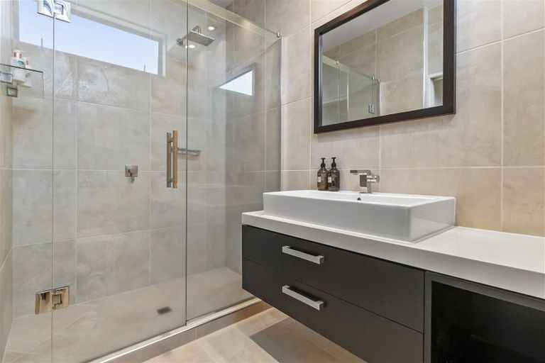 Photo of property in 151a Clovelly Road, Bucklands Beach, Auckland, 2012