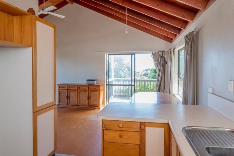 Photo of property in 11 Jane Street, Waikanae Beach, Waikanae, 5036