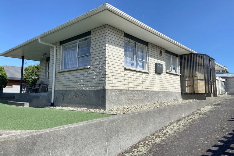 Photo of property in 35a Clemow Road, Fitzroy, New Plymouth, 4312