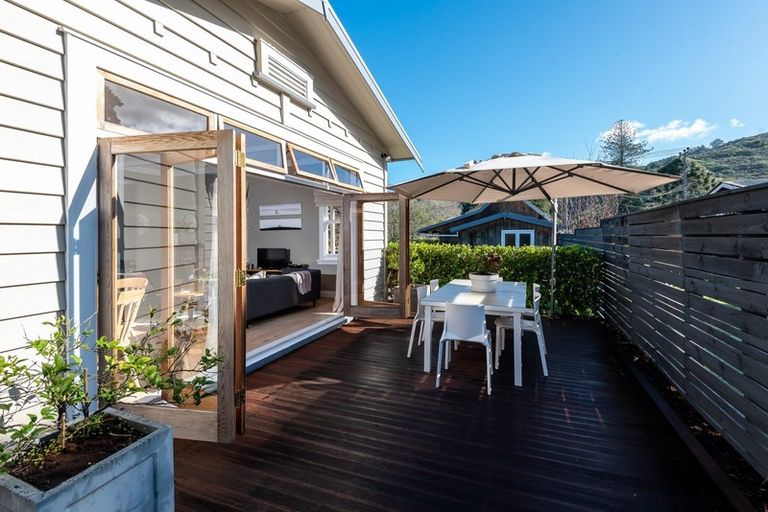 Photo of property in 37 North Road, Clevedon, Papakura, 2582