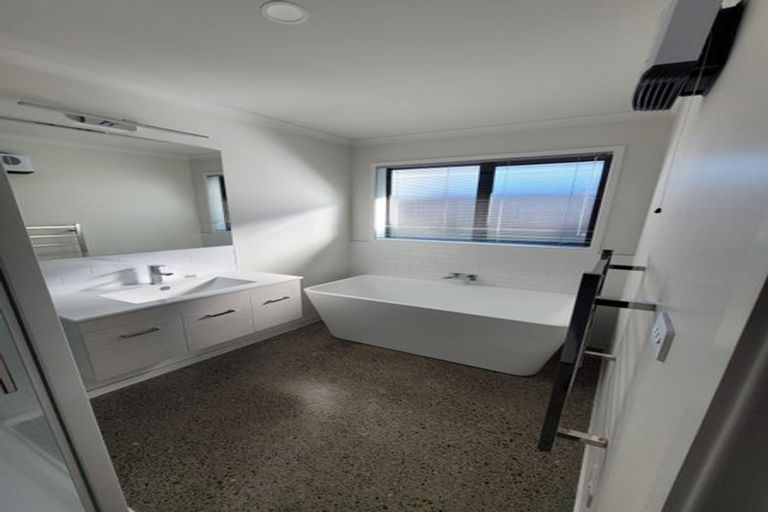 Photo of property in 32a Bunyan Road, Coastlands, Whakatane, 3120