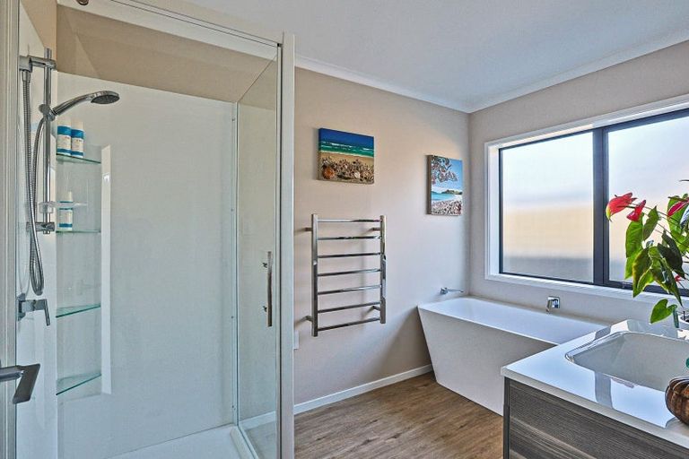 Photo of property in 14 Manapouri Street, Poraiti, Napier, 4112