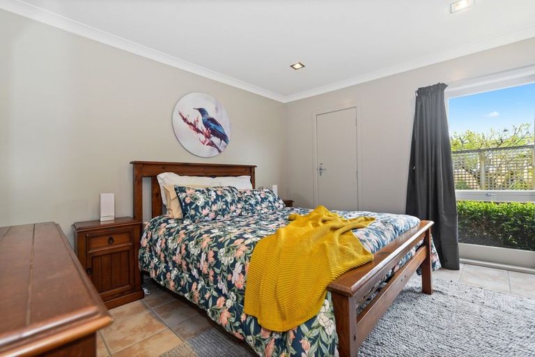 Photo of property in 8 Braid Road, St Andrews, Hamilton, 3200