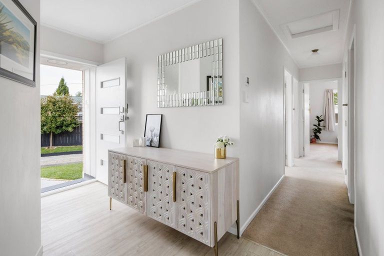 Photo of property in 43 Berkley Avenue, Hillcrest, Hamilton, 3216