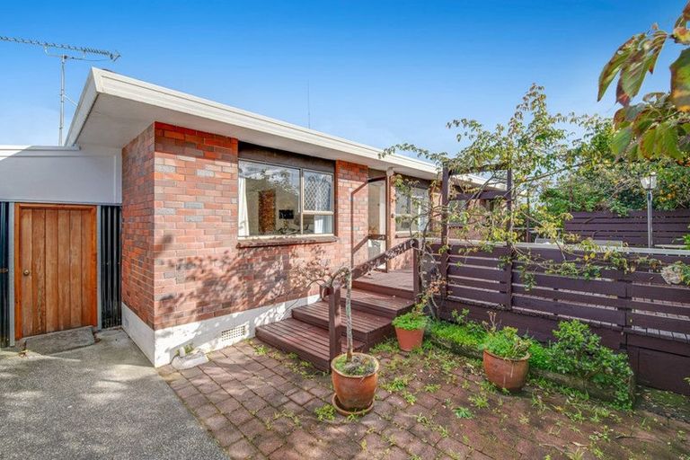 Photo of property in 89c Centreway Road, Orewa, 0931