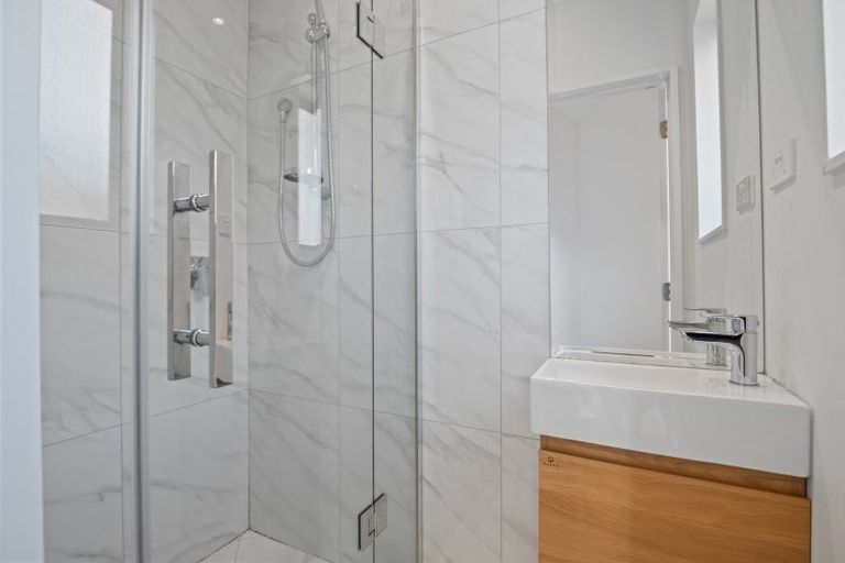 Photo of property in 10 Aumarire Lane, Favona, Auckland, 2024