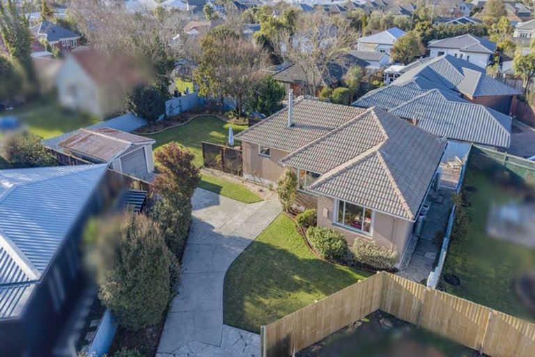 Photo of property in 61 Evesham Crescent, Spreydon, Christchurch, 8024