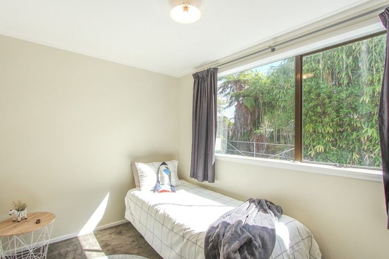 Photo of property in 3c Farnworth Avenue, Holdens Bay, Rotorua, 3010