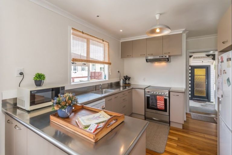 Photo of property in 13 Saint Annes Street, Levin, 5510