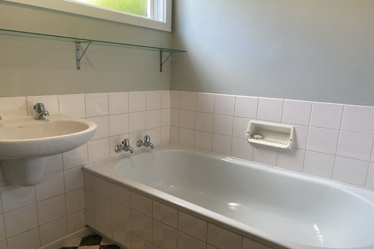 Photo of property in 1/27 Colwyn Street, Bryndwr, Christchurch, 8053