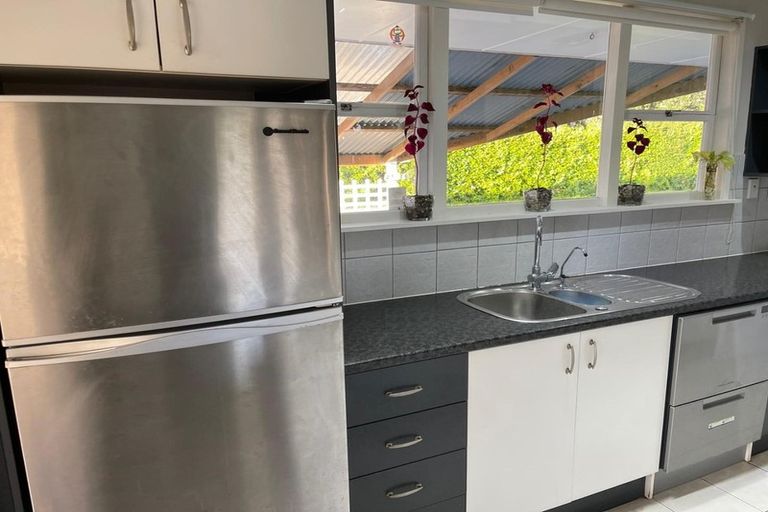 Photo of property in 14 Pelorus Place, Pakuranga, Auckland, 2010