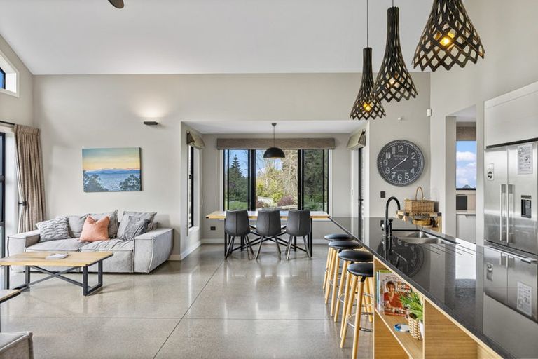 Photo of property in 67 Lomond Grove, Acacia Bay, Taupo, 3385