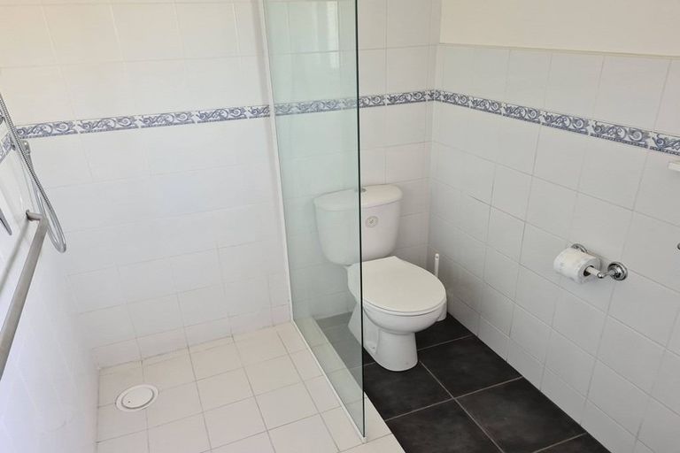 Photo of property in 1/136 Harris Crescent, Papanui, Christchurch, 8053