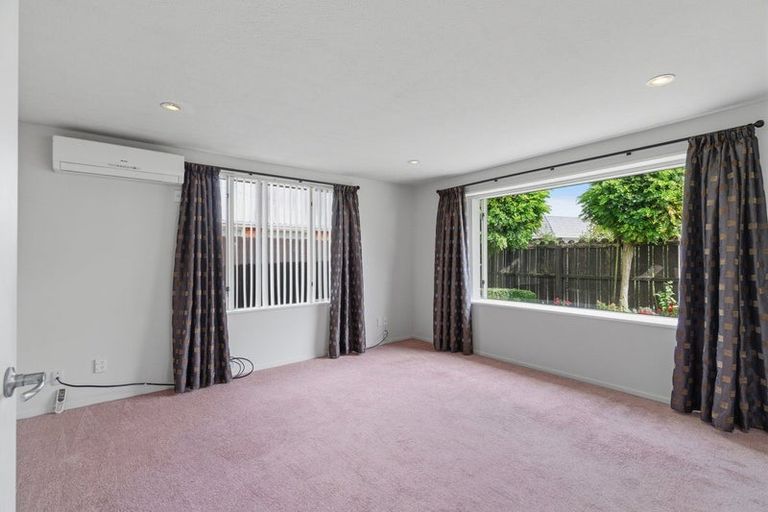 Photo of property in 4/12 Frankleigh Street, Somerfield, Christchurch, 8024