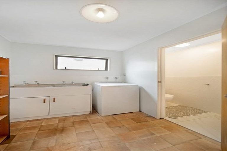 Photo of property in 24 Wickman Way, Mangere East, Auckland, 2024