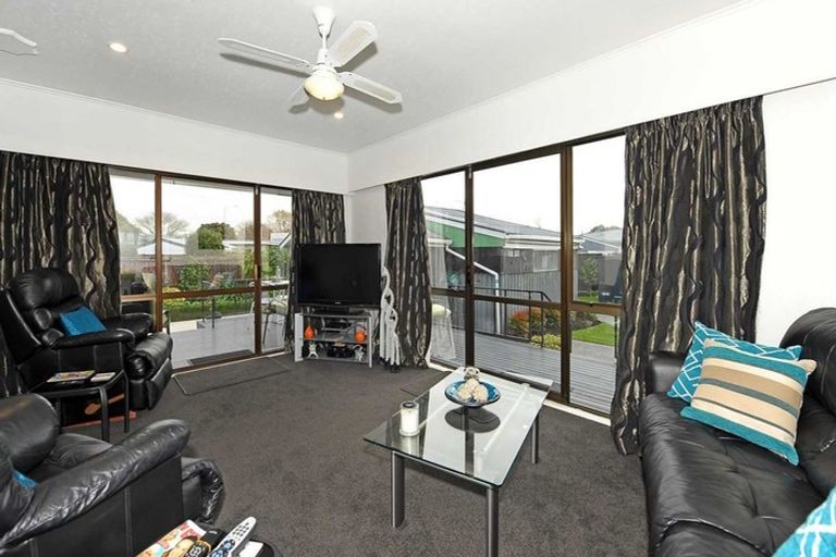 Photo of property in 5 Eastling Street, Bishopdale, Christchurch, 8053