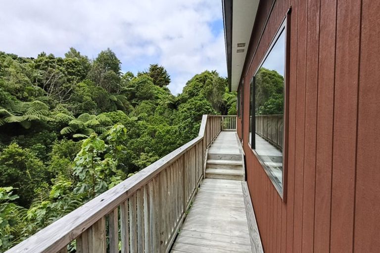 Photo of property in 8 Silverstream Road, Crofton Downs, Wellington, 6035