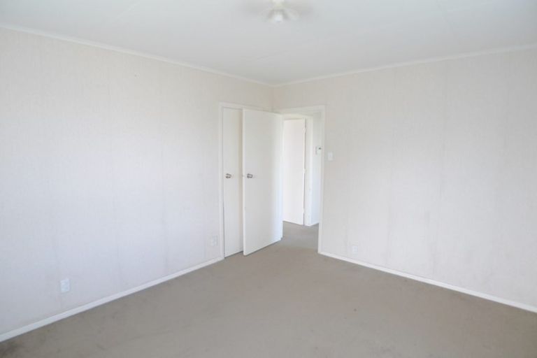 Photo of property in 17 Healy Road, Manurewa, Auckland, 2102