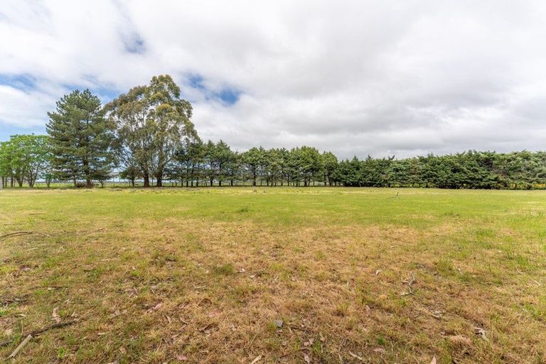 Photo of property in 52 Levels Plain Road, Levels, Timaru, 7975