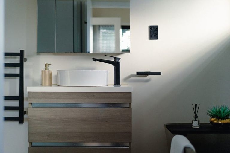 Photo of property in 23 Royston Street, Rosehill, Papakura, 2113