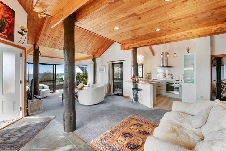 Photo of property in 20 Hinemoa Place, Snells Beach, 0920