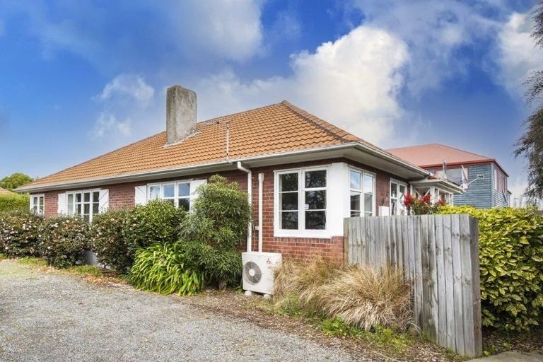 Photo of property in 17 Paeroa Street, Riccarton, Christchurch, 8041