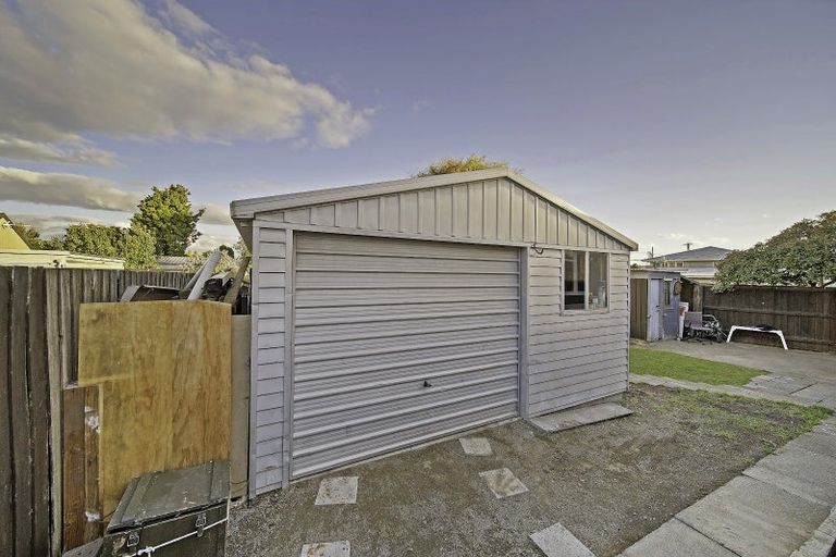 Photo of property in 6 Carisbrooke Street, Aranui, Christchurch, 8061
