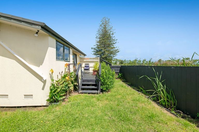 Photo of property in 31f Springs Road, Parakai, 0830