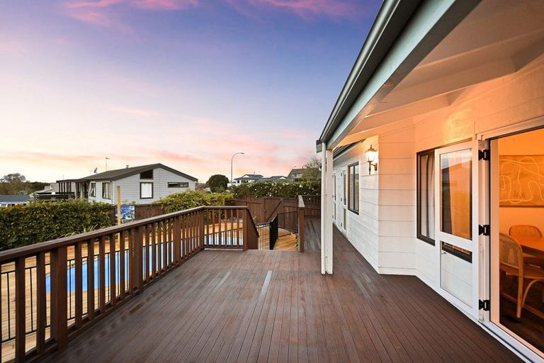 Photo of property in 12 Pohutukawa Drive, Pukete, Hamilton, 3200