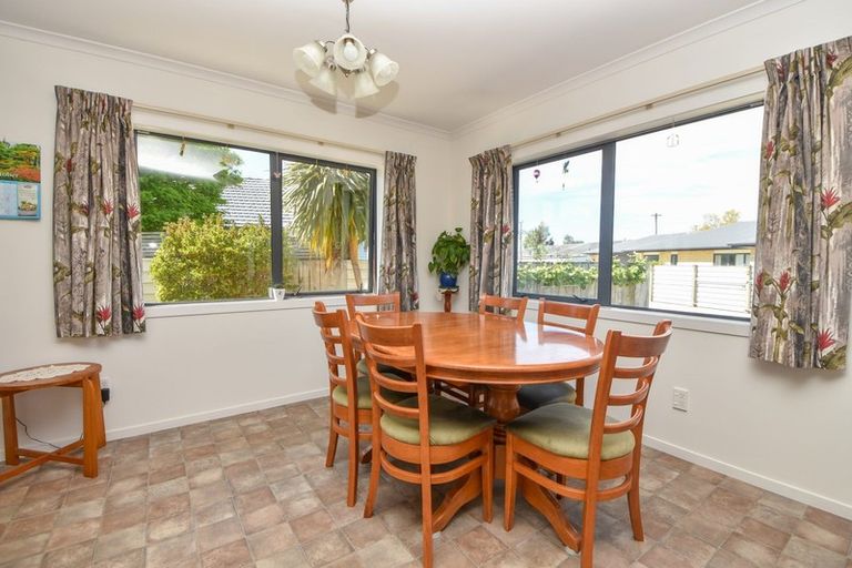 Photo of property in 10a Taylor Street, Carterton, 5713