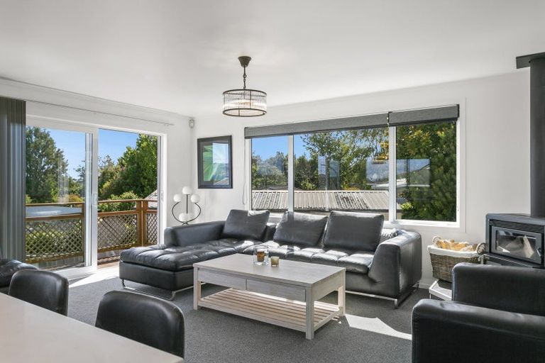 Photo of property in 10 Kensington Place, Richmond Heights, Taupo, 3330