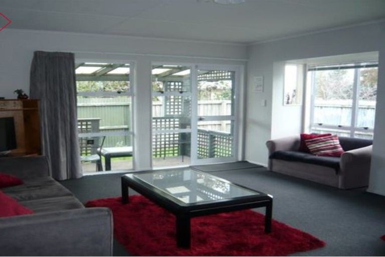 Photo of property in 64b Rowan Avenue, Aranui, Christchurch, 8061