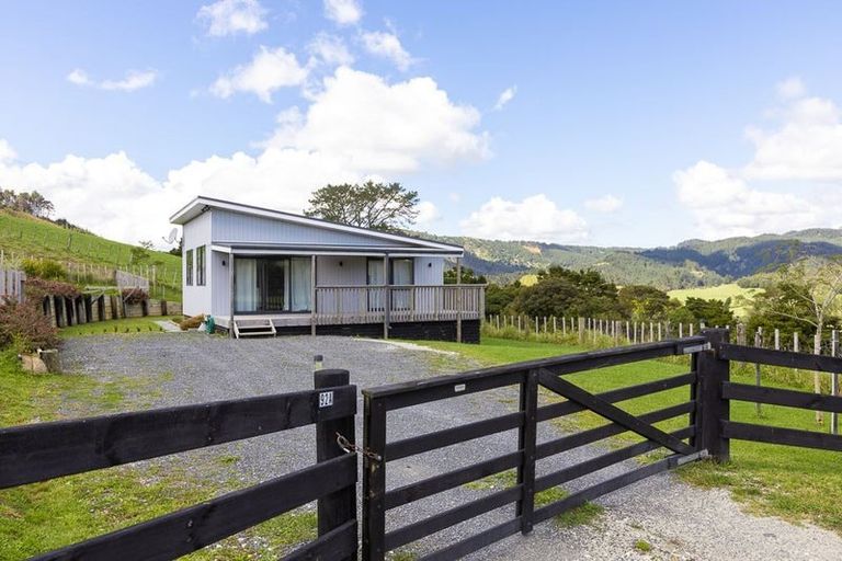 Photo of property in 92 Dennis Road, Kaipara Flats, Warkworth, 0981