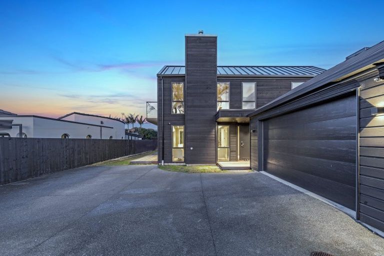 Photo of property in 1a Tiri Road, Takapuna, Auckland, 0620