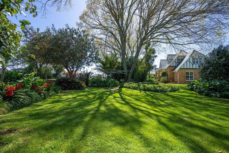 Photo of property in 14 Tamihana Avenue, Fairfield, Hamilton, 3214