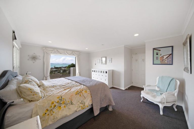 Photo of property in 19 Evelyn Road, Cockle Bay, Auckland, 2014