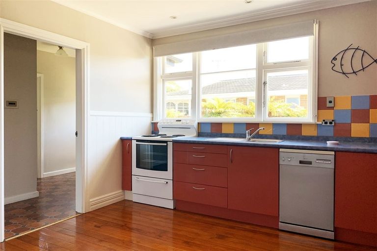 Photo of property in 1/375 Yaldhurst Road, Russley, Christchurch, 8042