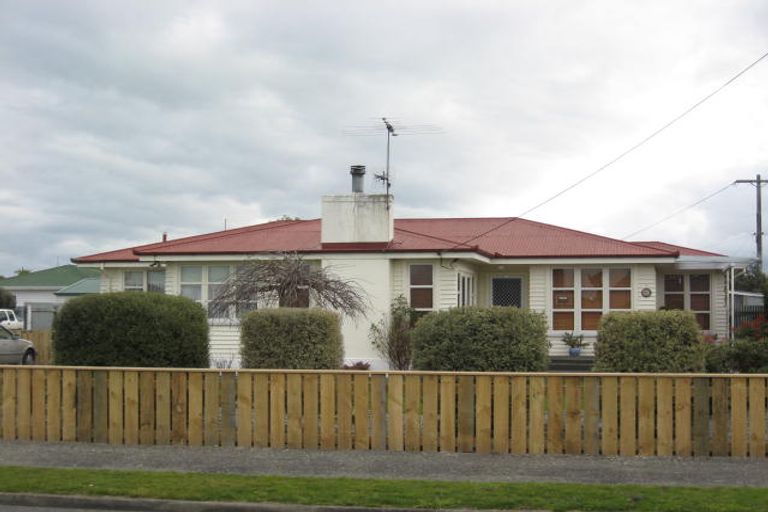 Photo of property in 20 Solway Street, Solway, Masterton, 5810