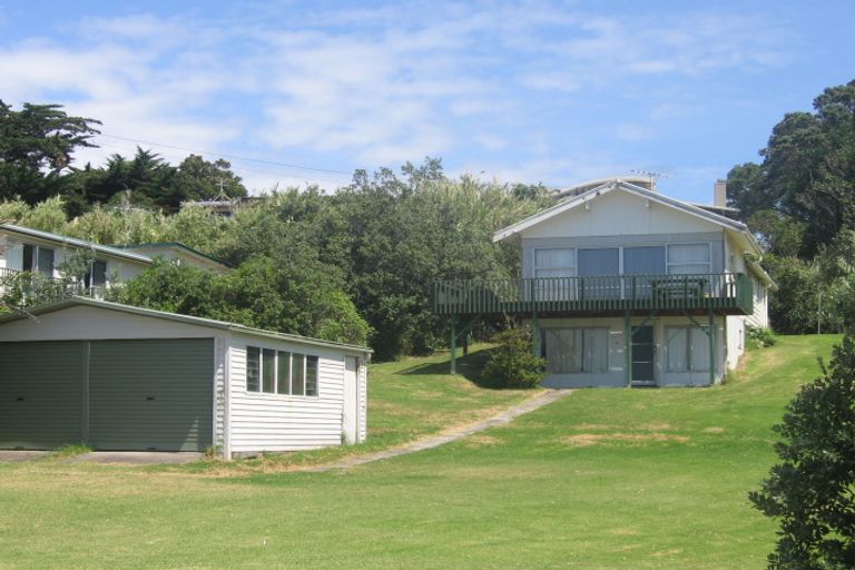 Photo of property in 22 Beach Parade, Oneroa, Waiheke Island, 1081