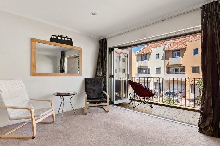 Photo of property in Marrakech Cafe, 54/305 Evans Bay Parade, Hataitai, Wellington, 6021