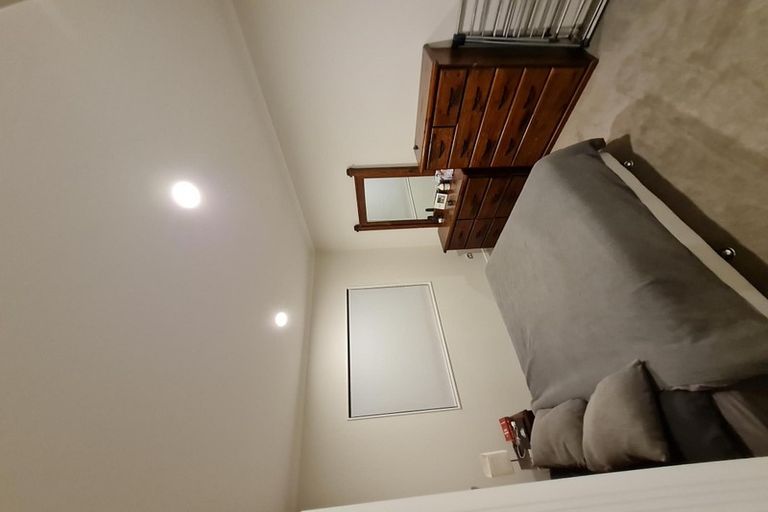 Photo of property in 13 Walter Ruddock Avenue, Kumeu, 0810