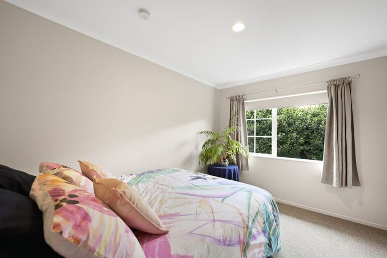 Photo of property in 37 Bouverie Crescent, Flagstaff, Hamilton, 3210