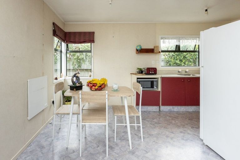 Photo of property in 1/42 Townshend Crescent, Greenmeadows, Napier, 4112