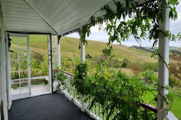 Photo of property in 354 Linton Road, Maungaturoto, 0583