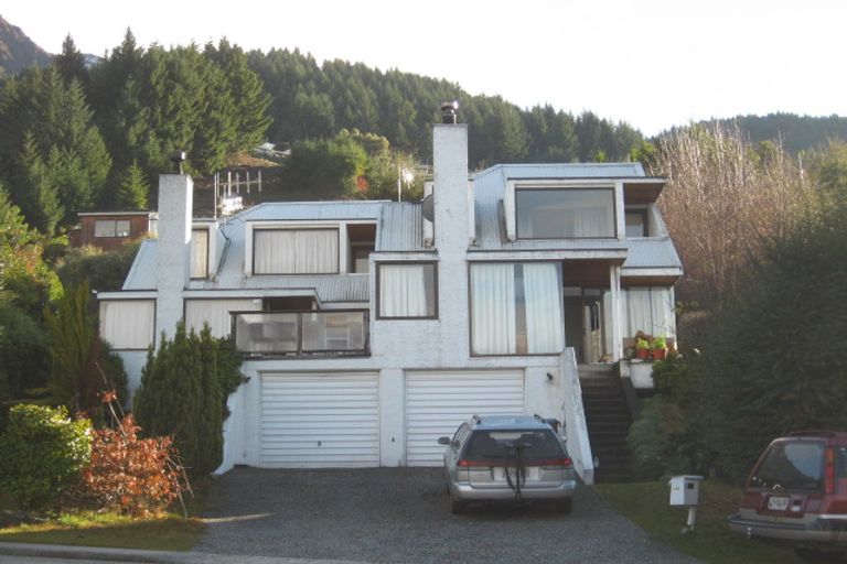 Photo of property in 128a Fernhill Road, Fernhill, Queenstown, 9300