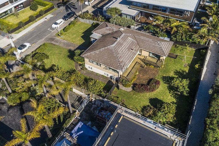 Photo of property in 24 Blomfield Spa, Takapuna, Auckland, 0622