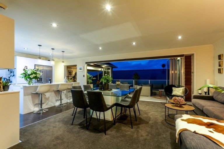 Photo of property in 15a Beach Street, Fitzroy, New Plymouth, 4312