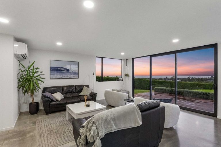 Photo of property in 1 Ekuarangi Place, Kaitake, New Plymouth, 4374